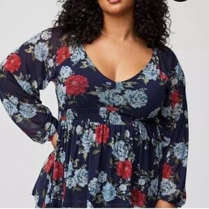 Torrid, peplum floral  Blouse